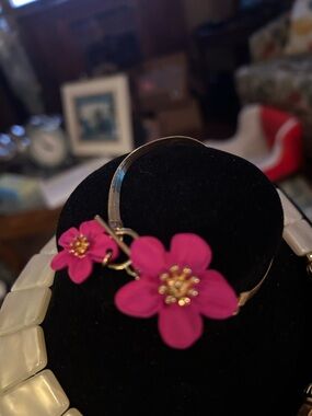 Gold tone NWT Herringbone and Pink Floral Bracelet with Gold Accents